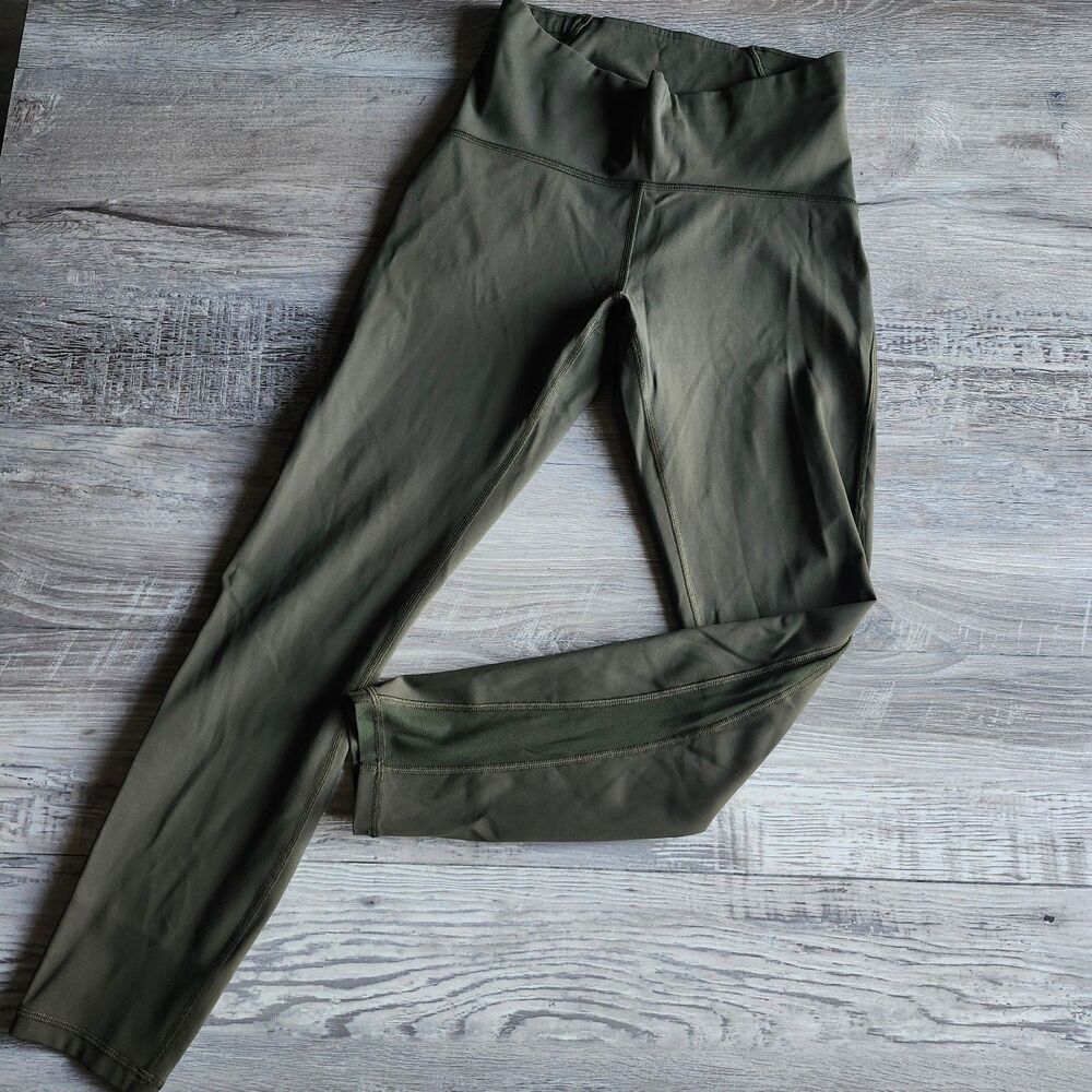 (6) Lululemon Train Times 7/8 Pant *25"